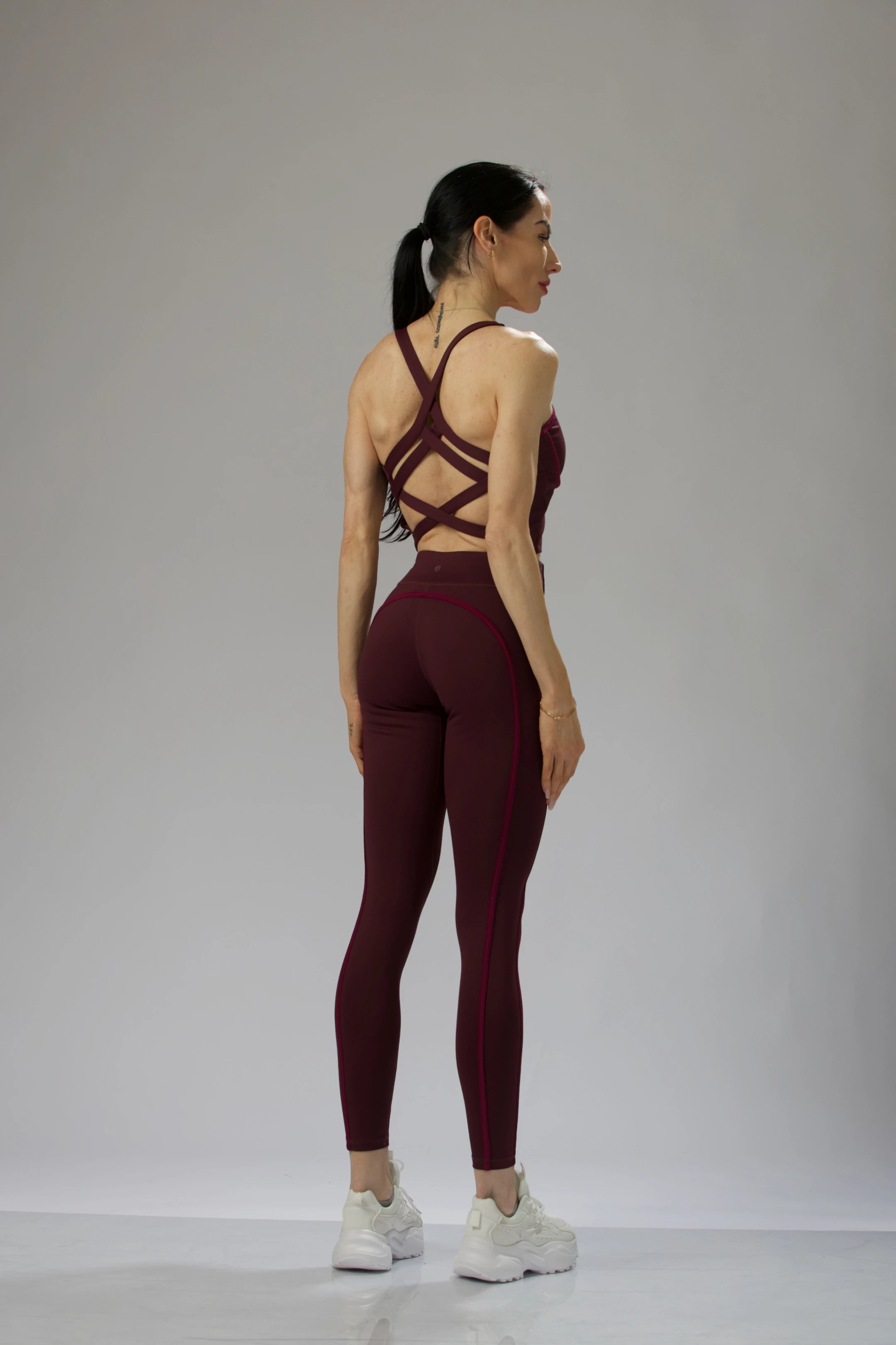 Strappy Crisscross Back Sports Bra + Piping Detail