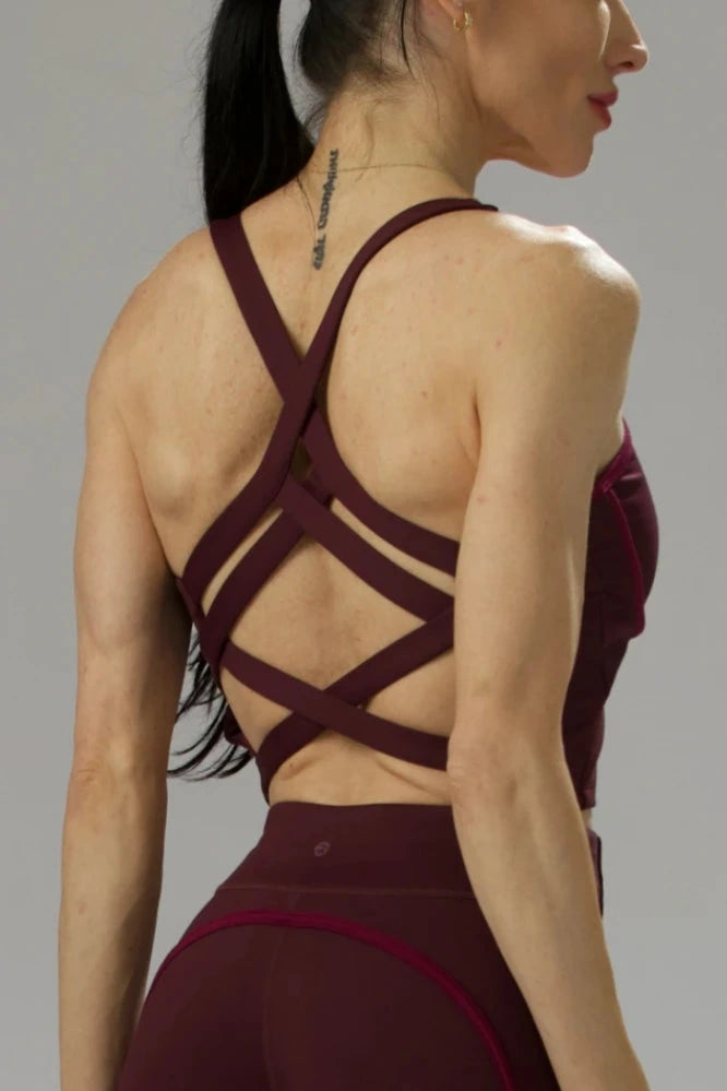 Strappy Crisscross Back Sports Bra + Piping Detail
